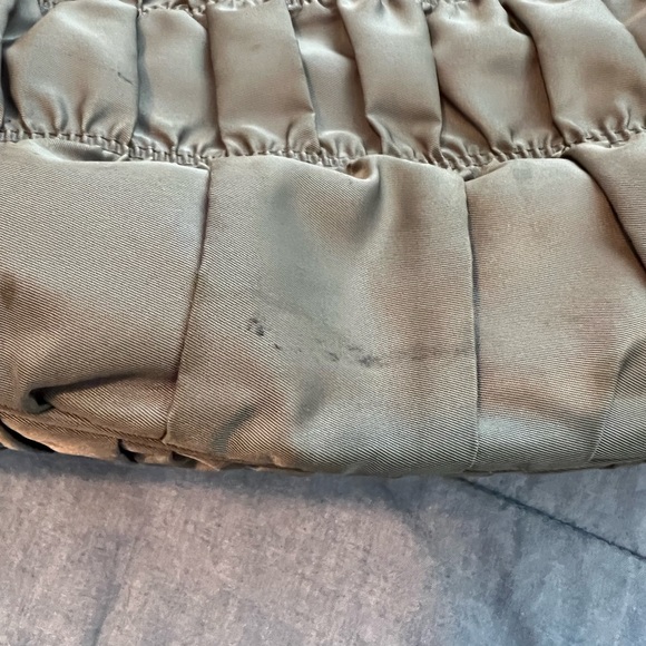 Authentic Prada handbag - Picture 4 of 15